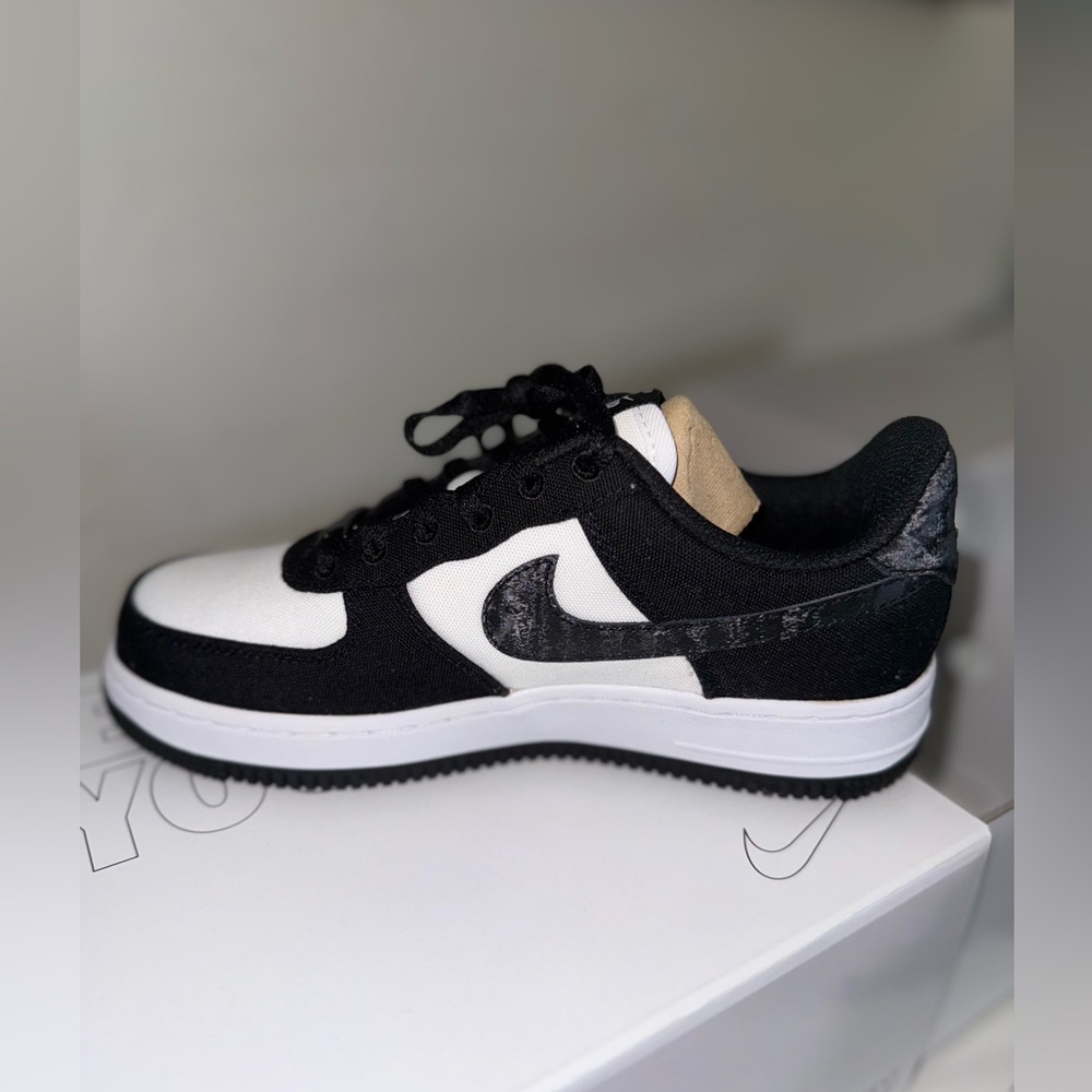 Nike Air Force 1 Low